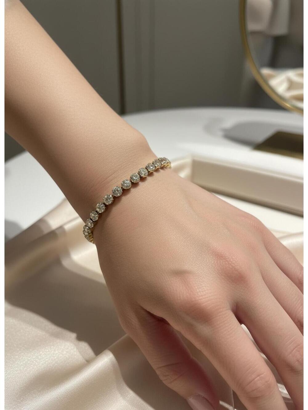 18K gold plated Elegant Gold Tennis Bracelet CZ crystals